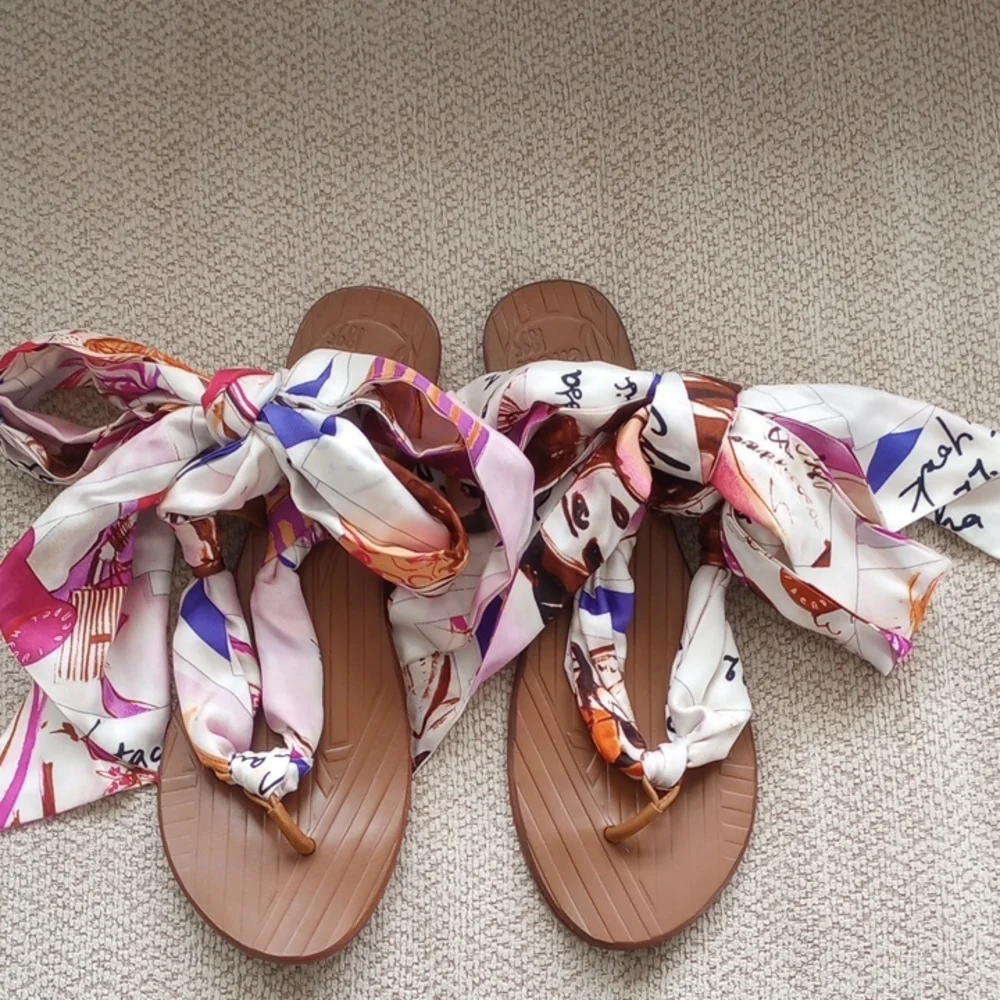 Stylish Henri Bendel Brown Sandals with Izak Colorful Scarf Ties - Picture 1 of 2